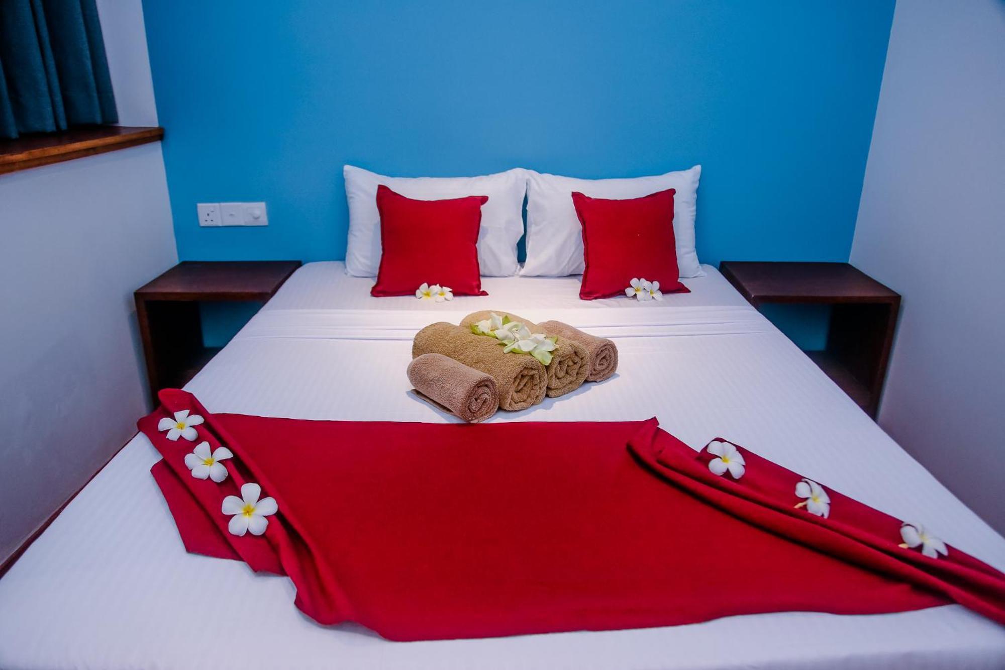 Anchorage Mirissa Hotel ภายนอก รูปภาพ