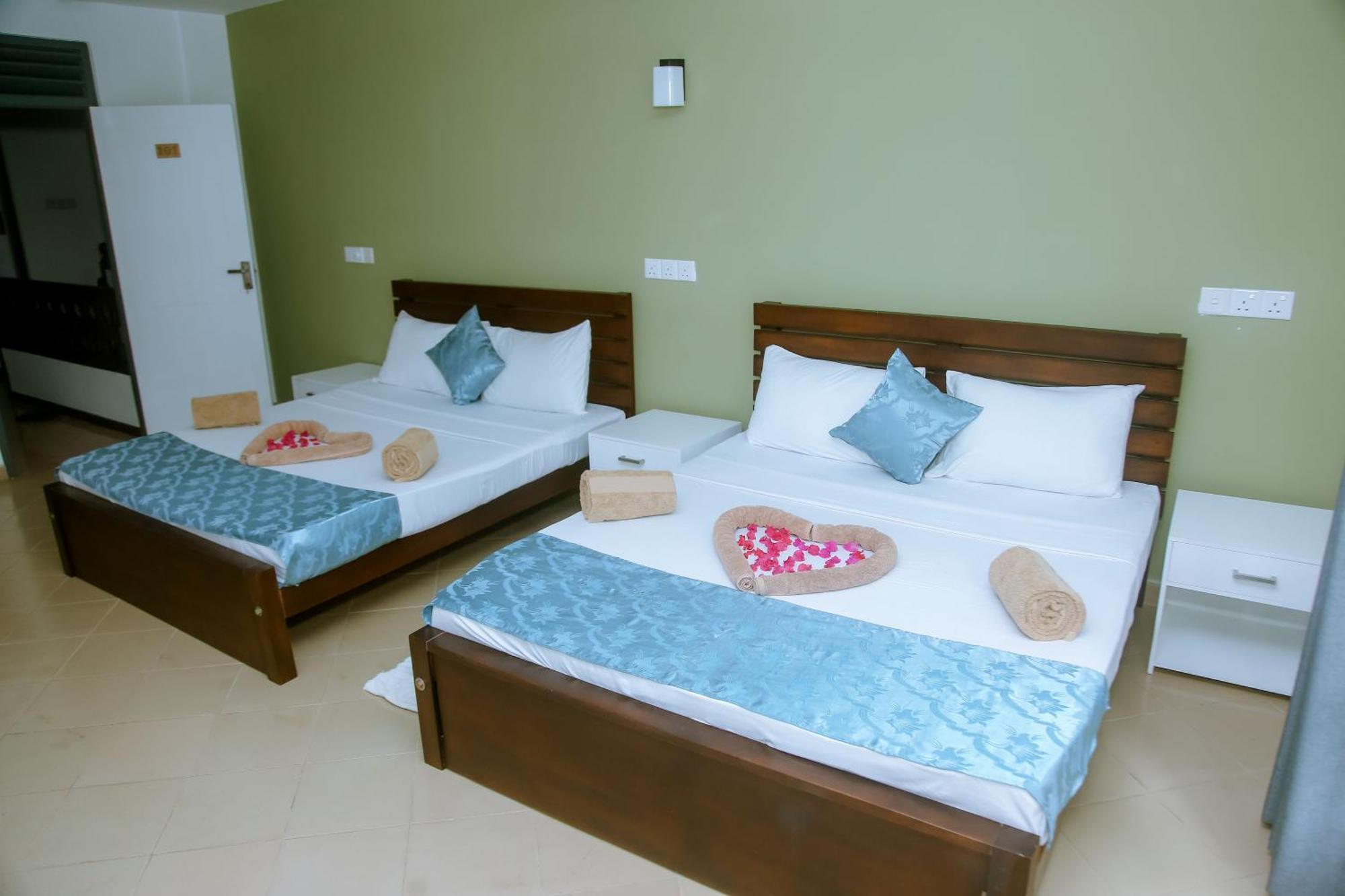 Anchorage Mirissa Hotel ภายนอก รูปภาพ