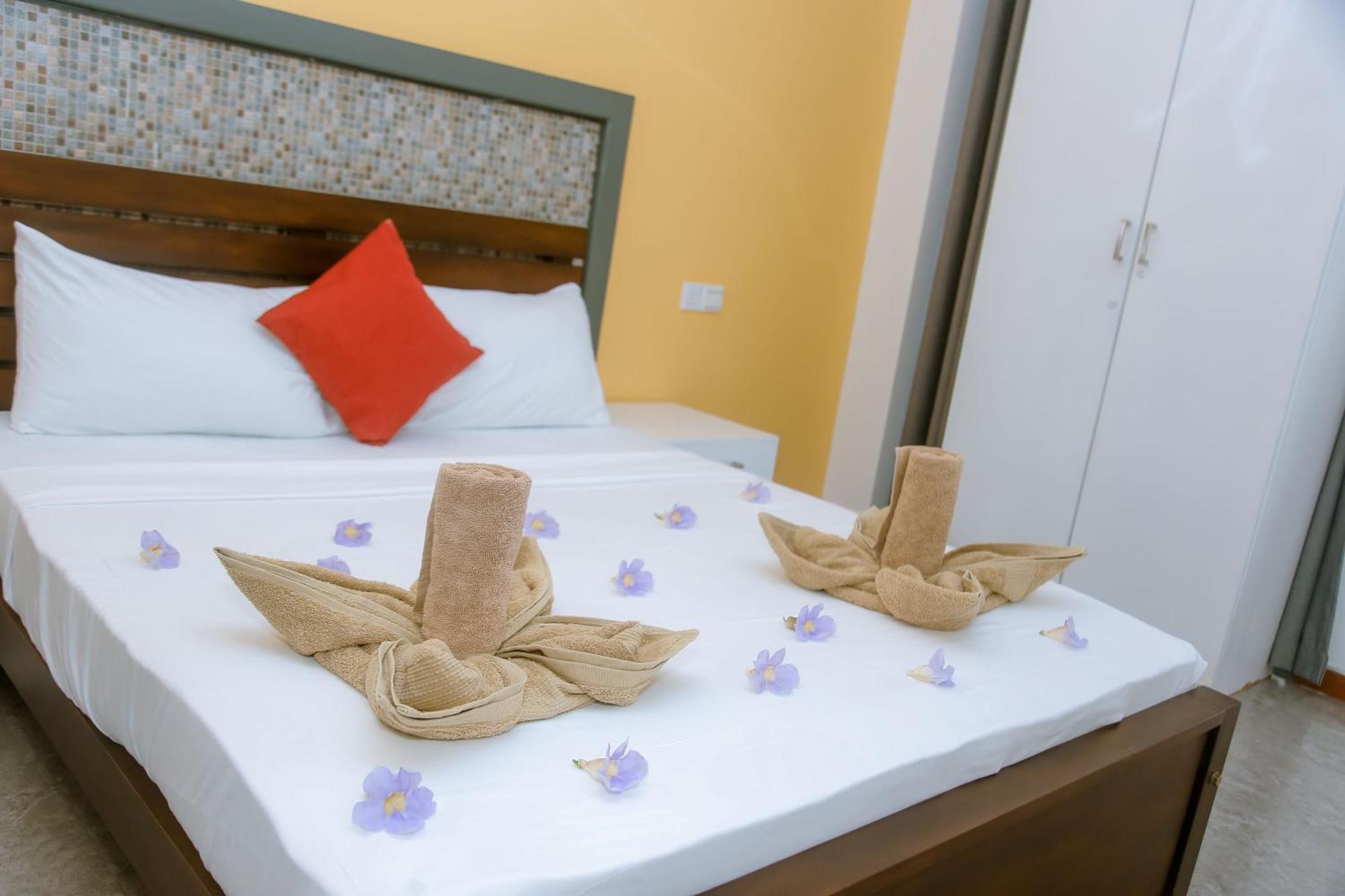 Anchorage Mirissa Hotel ภายนอก รูปภาพ