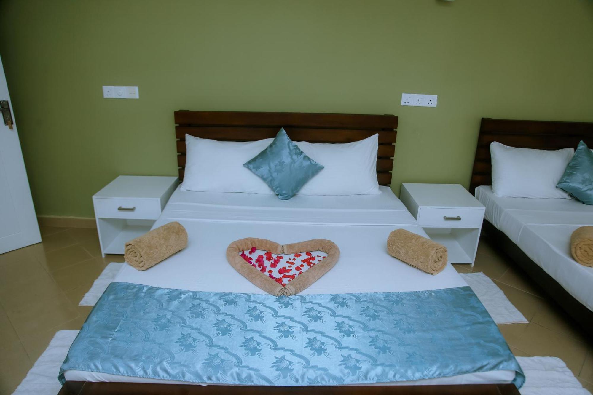 Anchorage Mirissa Hotel ภายนอก รูปภาพ